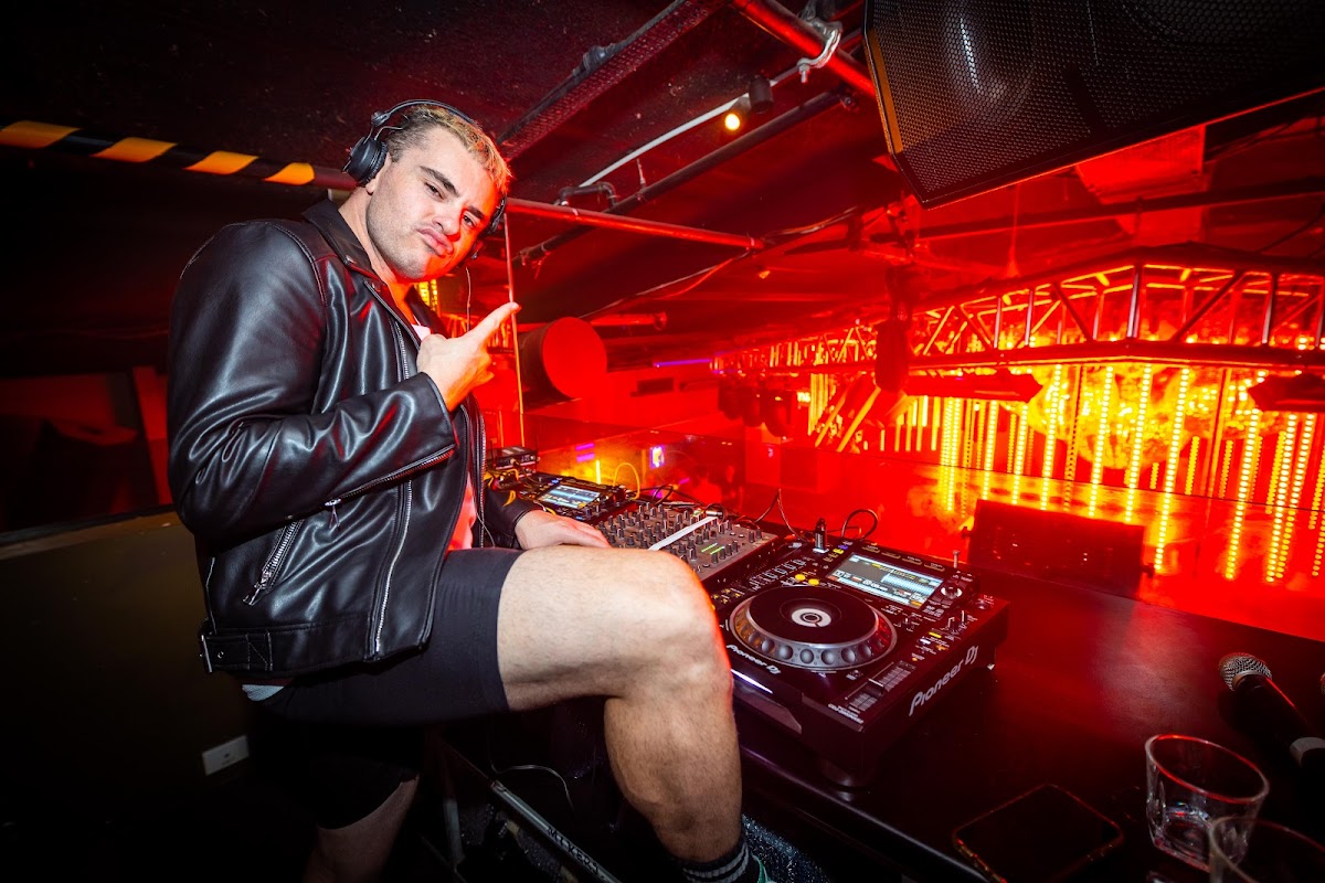 Connections Nightclub — photo 2