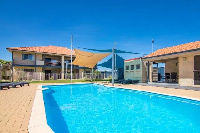 Pinnacles Edge Resort, Perth